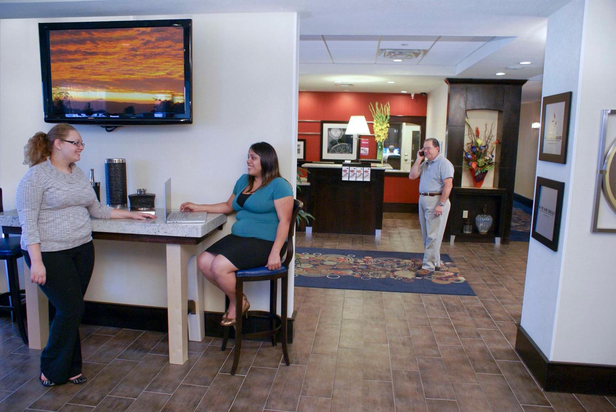 Hampton Inn Orange Luaran gambar